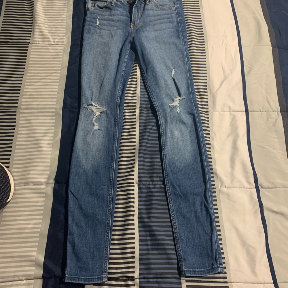 Hollister women’s/juniors skinny jeans